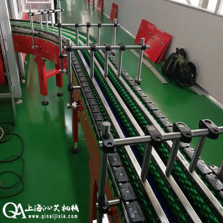 轉(zhuǎn)彎滾珠鏈板輸送機 轉(zhuǎn)彎滾珠鏈板輸送機