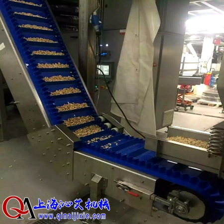 皮帶爬坡機(jī) 皮帶爬坡機(jī)
